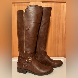 G by Guess Brown Faux Leather Boots, size: 7M